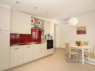 Modern Apartment in Kaštel Stari near the Sea