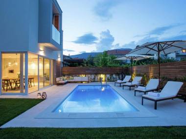 Luxurious Villa in Dalmatia with Private Pool and Garden
