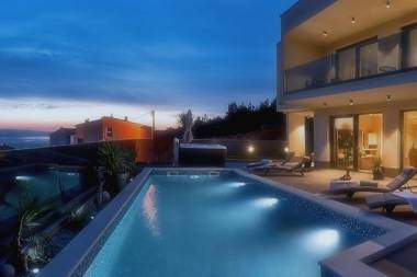 Luxury Villa Happiness with private pool jacuzzi sauna and gym by the beach in Omis