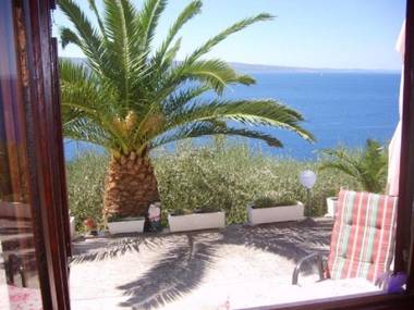 Apartments Đuro - sea view