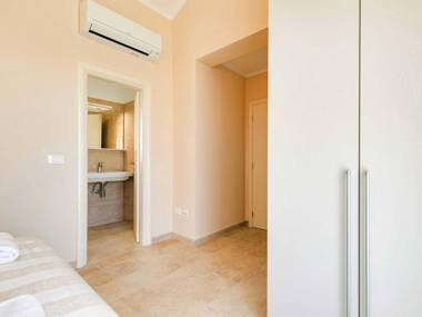 Villa Angelina with 3 bedrooms and Pool in Novigrad