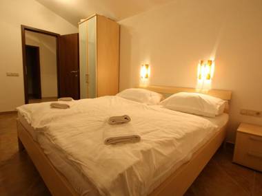 Classy Holiday Home in Novigrad with Private Pool