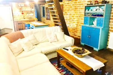 4 bedrooms villa with city view private pool and jacuzzi at Mozdenec