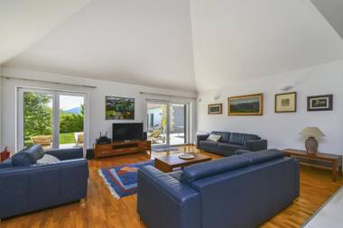 Villa Župa with tennins courtmini golf and basketball court