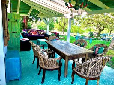 Bohemian weekendhouse at lake Balaton