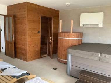 Tavi Fészek Vendégház