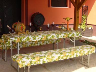 Ország Apartmanház