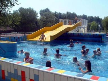 Pine Wood Apartment 8