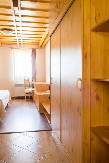 Blum Pince - Borozó Vendégház