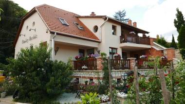 Paulay Borház és Vendégház