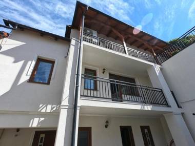 É-Vaskó Panzió Borpince