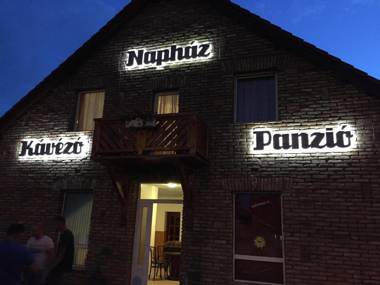 Napház Panzió