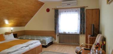 Kántás Panzió Tihany