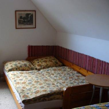 András Nádfedeles Vendégház