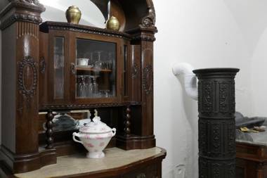 The Houses of History - anno 1830