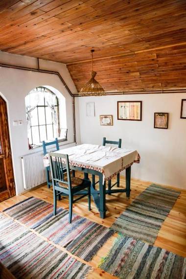 Myrtus Pince és Vendégház