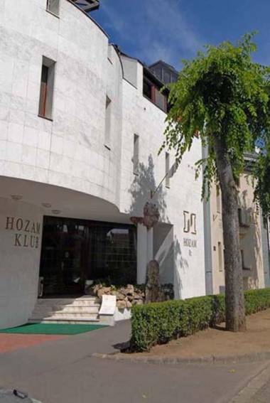 Hozam Wellness és Apartman