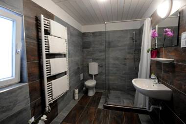 Tiszaliget Apartman és Szálló