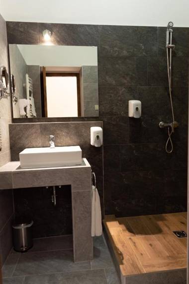 Vén Diófa De Lux Panzió