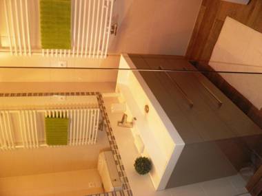 Aqualiget-Apartmanház