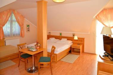 Vadászkürt Panzió és Étterem