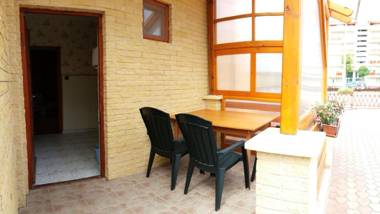 Napsugár Apartmanház