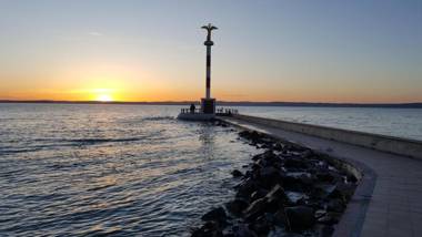 Balaton&Center Wellness Apartman