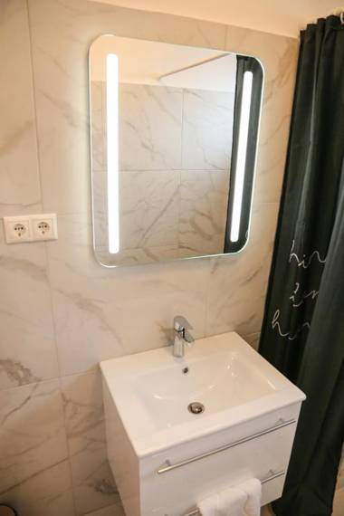 Família Apartmanház