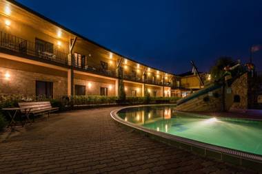 Session Hotel Ráckeve