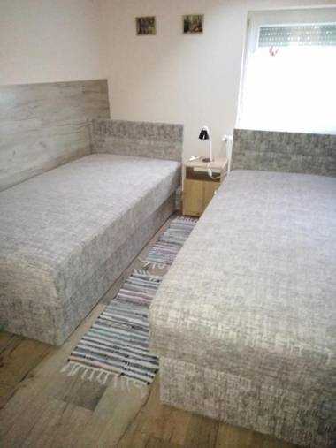 Budai Vám Apartmanház