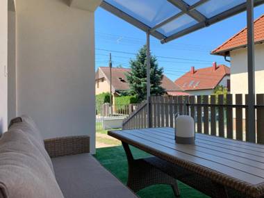 Otthon a Balatonon Vendégház