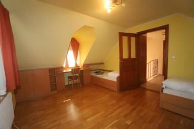 Ádám Vendégház Kerekegyháza