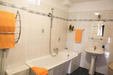 Barokk Antik Guest Hause