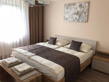 Leiner Apartman