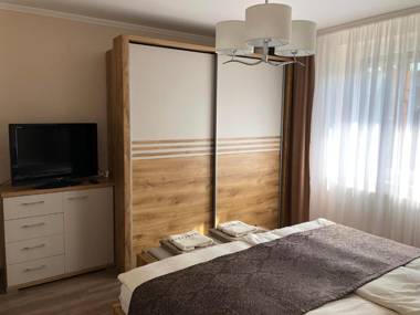 Leiner Apartman