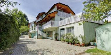 Apartment Gyapay Heviz