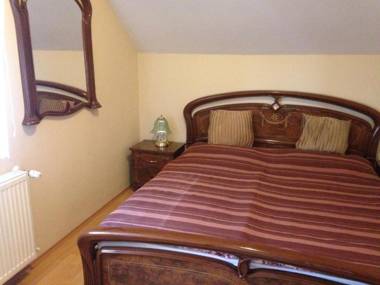 Szemán Kis Apartmanok