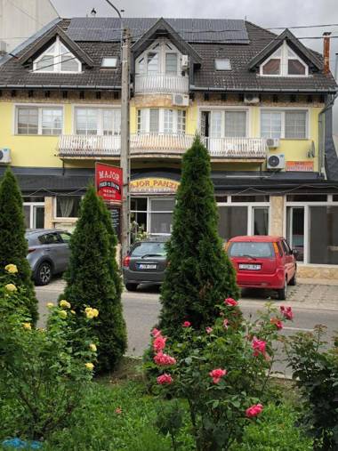 Major Panzió és Étterem