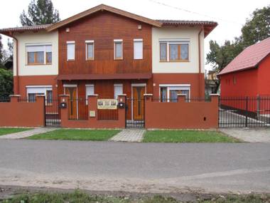Zoli Apartmanok-Bródy 51-53