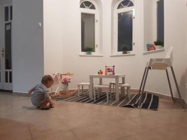 Zoli Apartmanok-Zoli Kölcsey 19 Villa