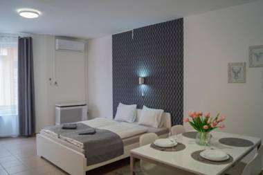 East Side Corner - Apartment 2