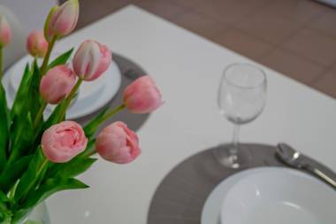 East Side Corner - Apartment 2