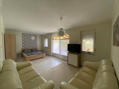 Veronika Lux Apartman