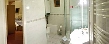 Kastélykert Szálló