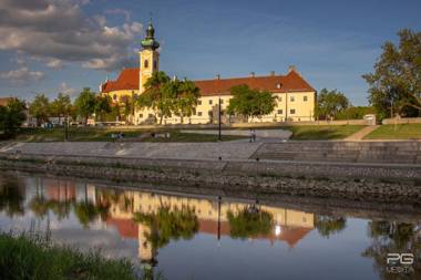 Hotel Klastrom