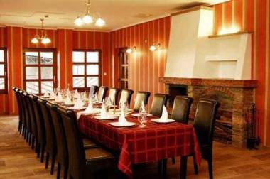 Malomudvar Étterem Cukrászda Panzió és Rendezvényház