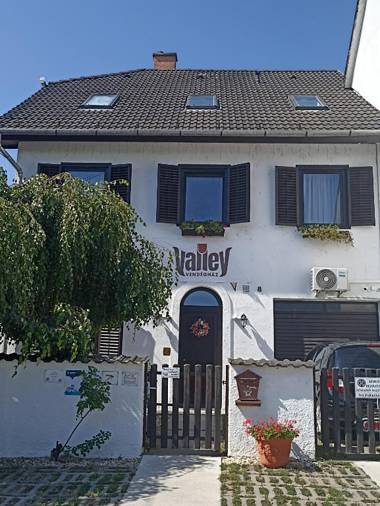 Valley Vendégház