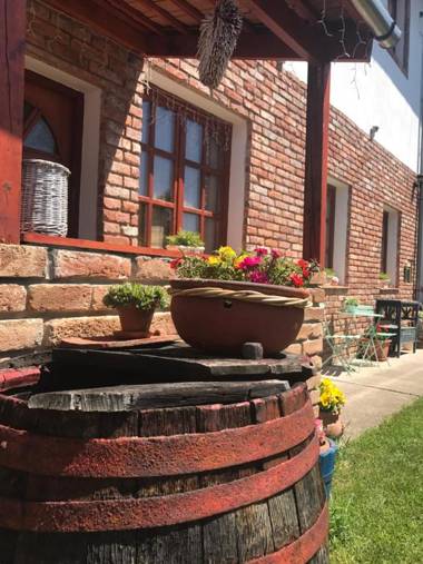 Janicsár Garden Apartman