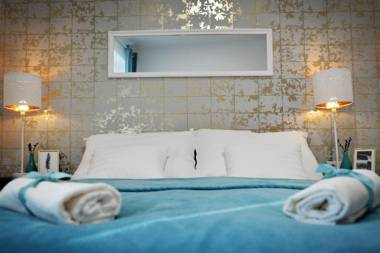 ONE Luxury Suites Eger