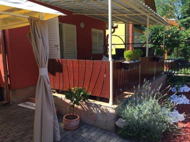 Gunarasi villa jacuzzival